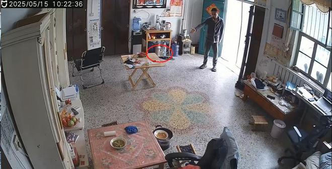 老公却声称是误会网友表示：教教我EVO视讯女子在监控发现老公秘密(图7)
