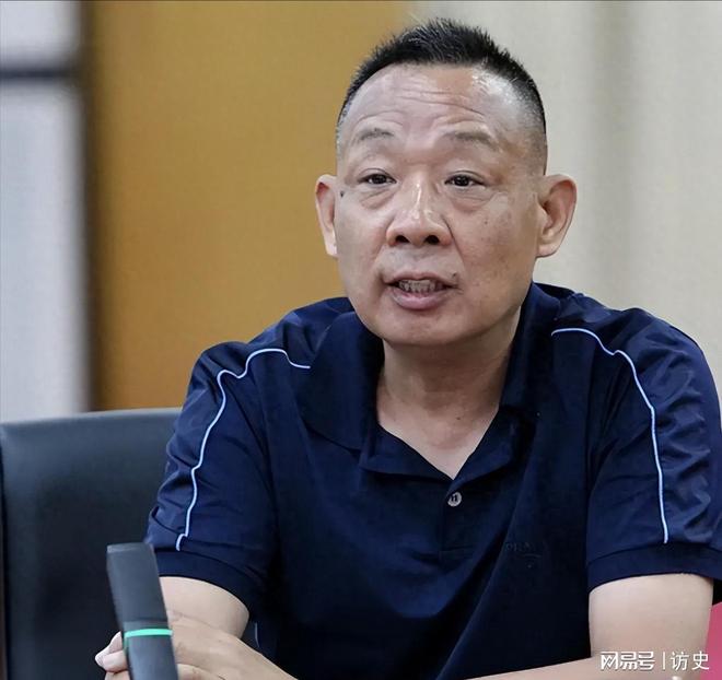 日报的点名揭开了胖东来的“真实现状”EVO真人平台远离“造神”陷阱！人民(图25)