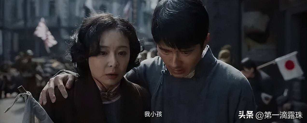 登巅峰王骁王传君稳定发挥他的表现令人惊艳EVO真人平台《南京照相馆》演技：高叶再(图3)
